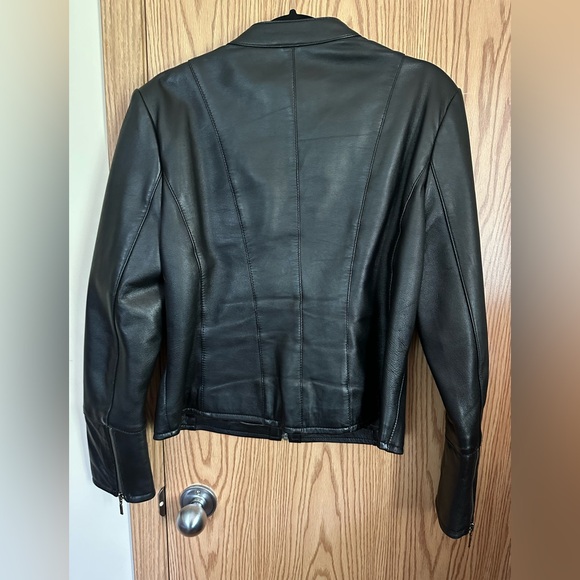 Black Moto Leather Jacket with Ruched Front and Fitted Silhouette L - Picture 8 of 8